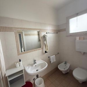 Budget King Room